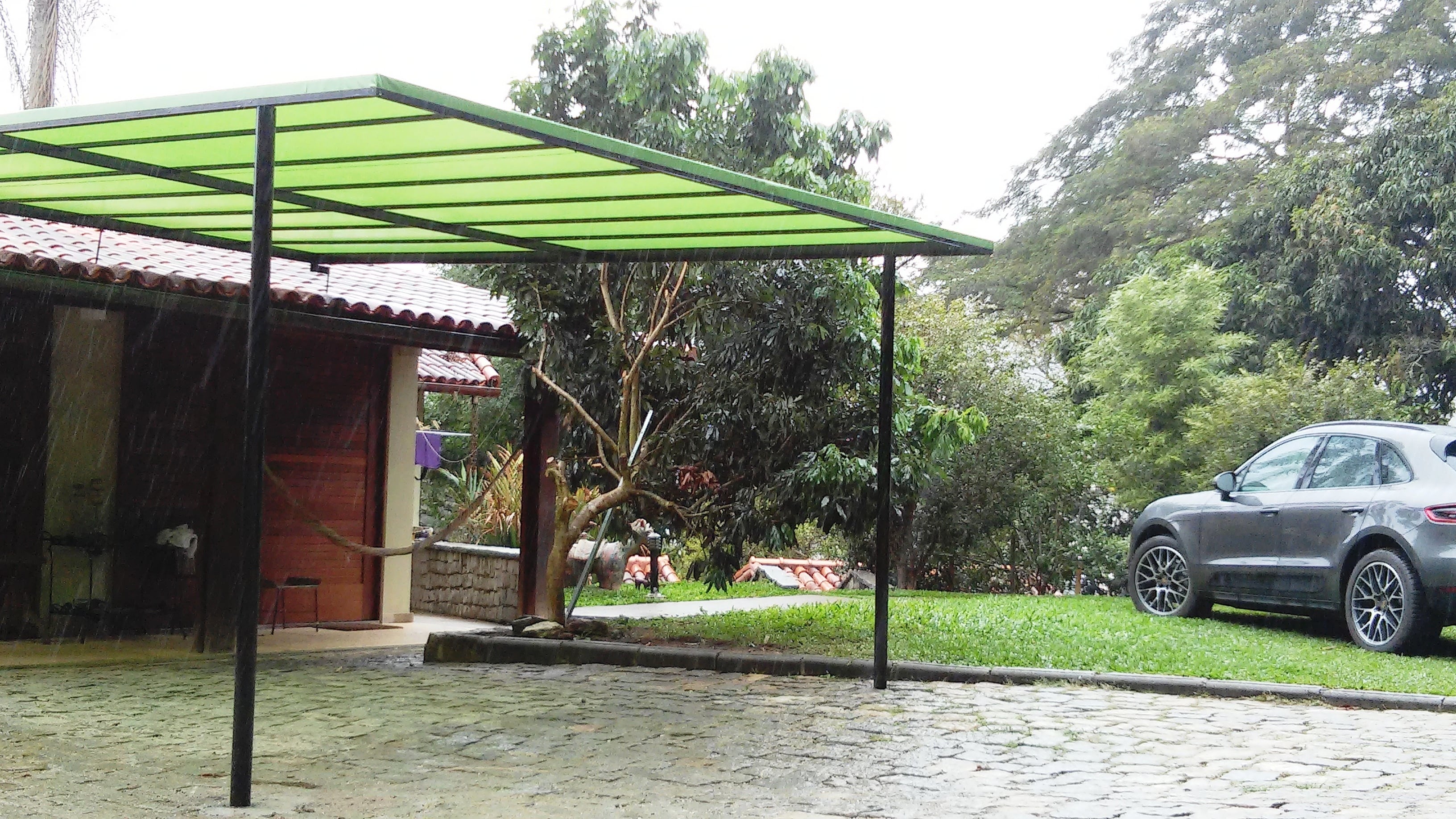 Garagem - Policarbonato e Toldo